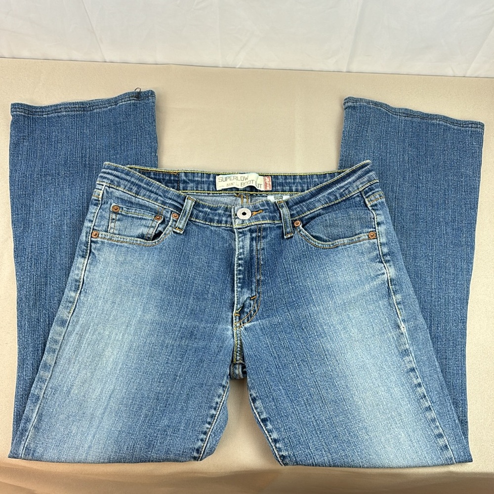 Levi’s Superlow Bootcut 518 Sz 11 - image 3